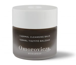A gentle award-winning black balm featuring Hungarian moor mud that cleanses and removes all impurities