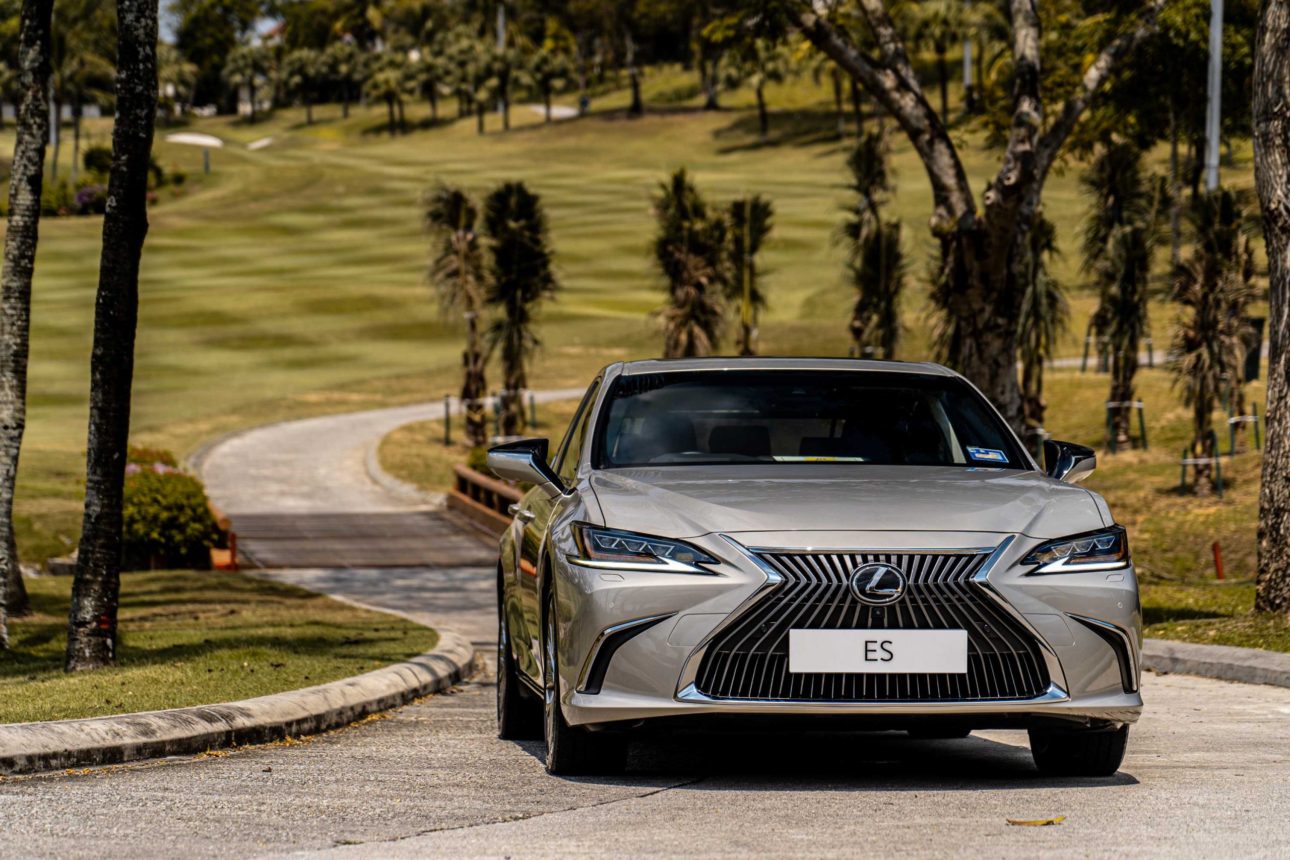 Lexus Reveals The Latest Re Imagination Of The Iconic Lexus Es Sedan