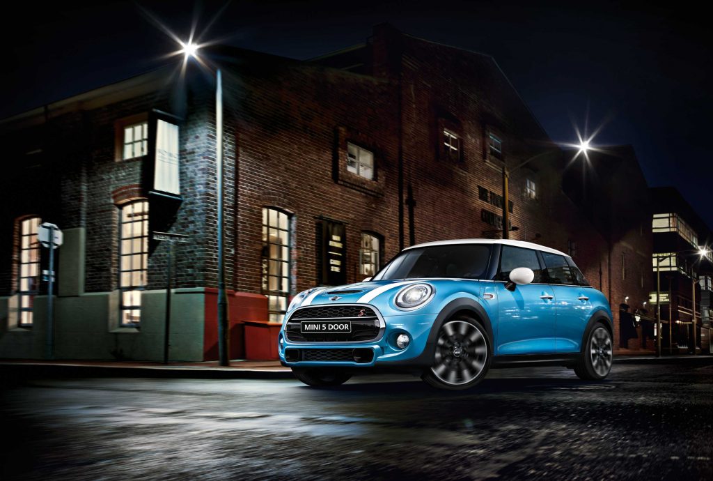 MB1115_Life_Drive_AC0004195_LSC_F55_Brick_Building_3600x2400