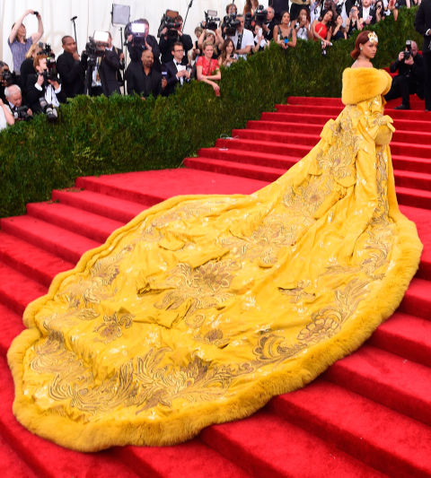 rihanna-met-ball
