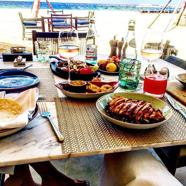 13671285_498596263667999_655619100_n