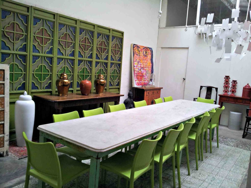 14 Chairs Private Dining Area