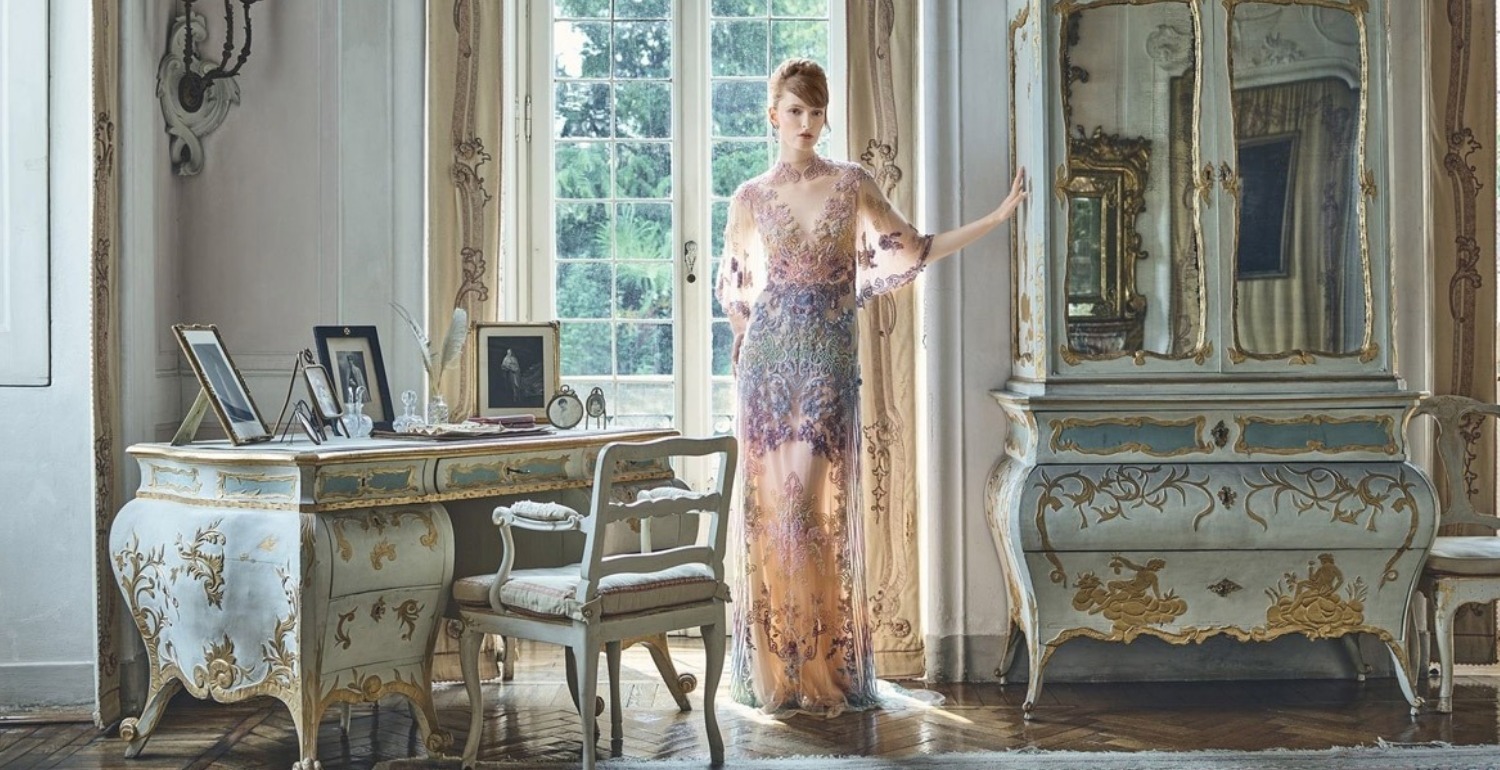 Lady of the Lake: 14 Jaw-Dropping Gowns For The Fashion-Loving Bride