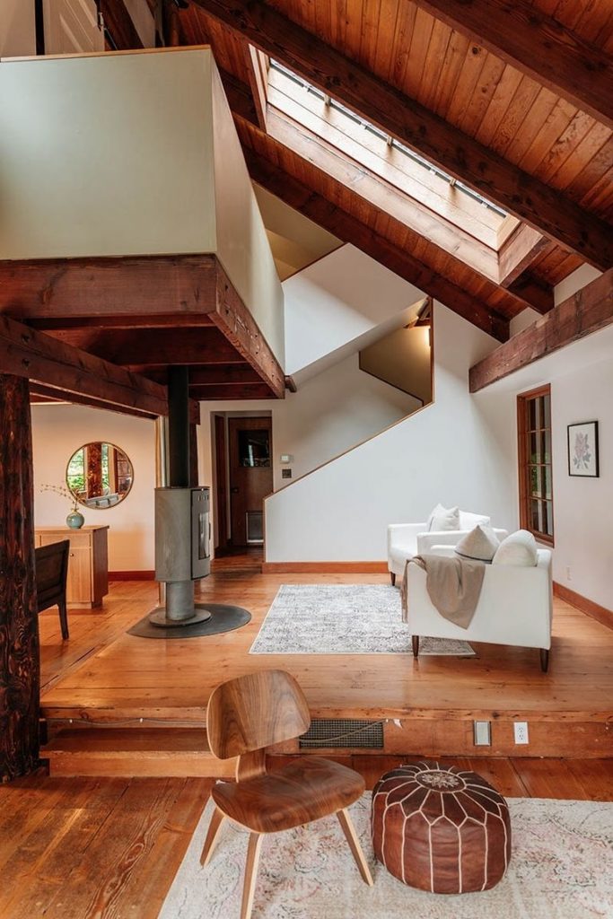 This Chic FiveStory Treehouse Just Became Zillow's 2017 House of the