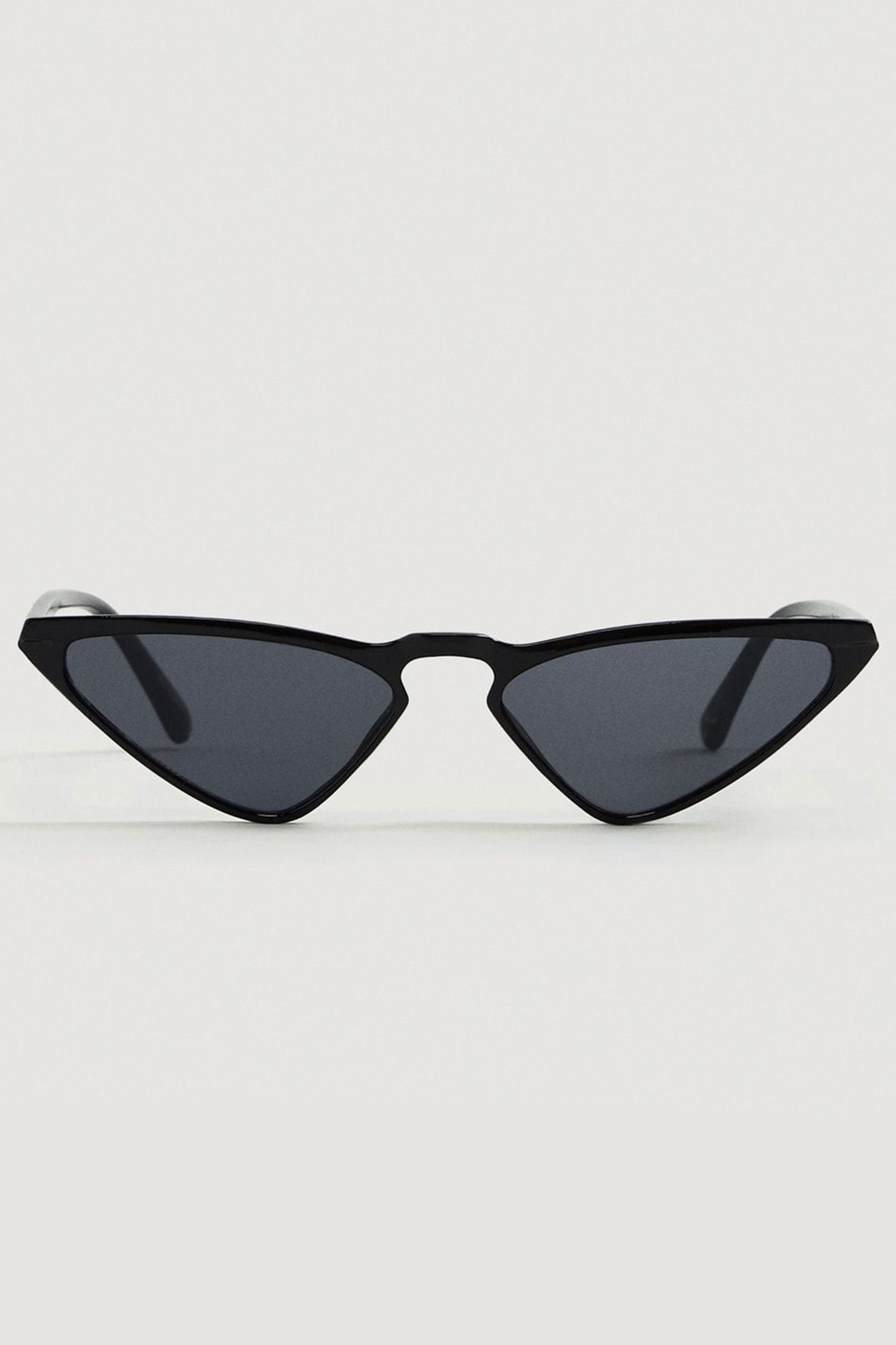 mangosunglasses1530028304 Harper's BAZAAR Malaysia