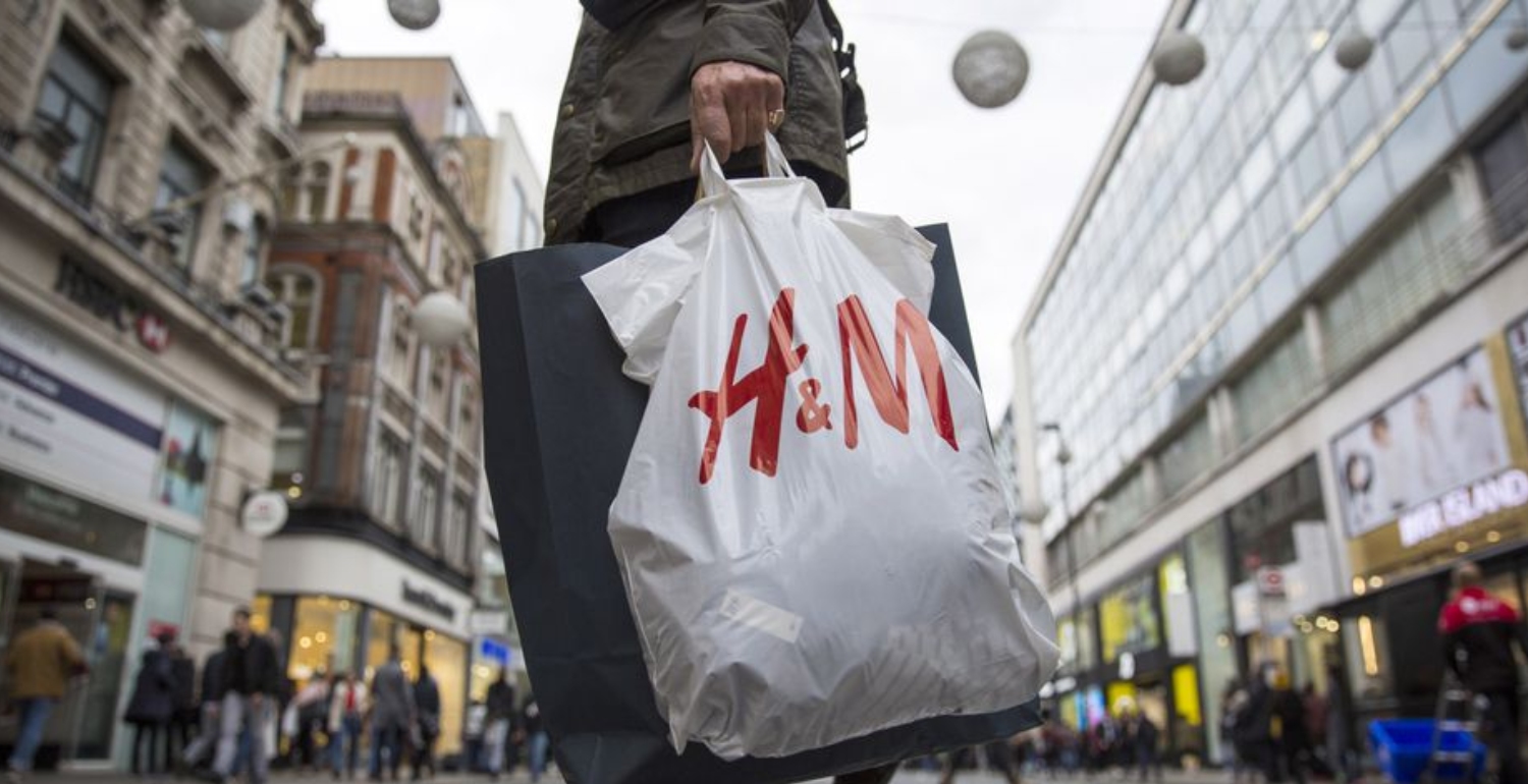 Burberry, H&M, L’Oreal And More Sign On To Address Global Plastic Crisis