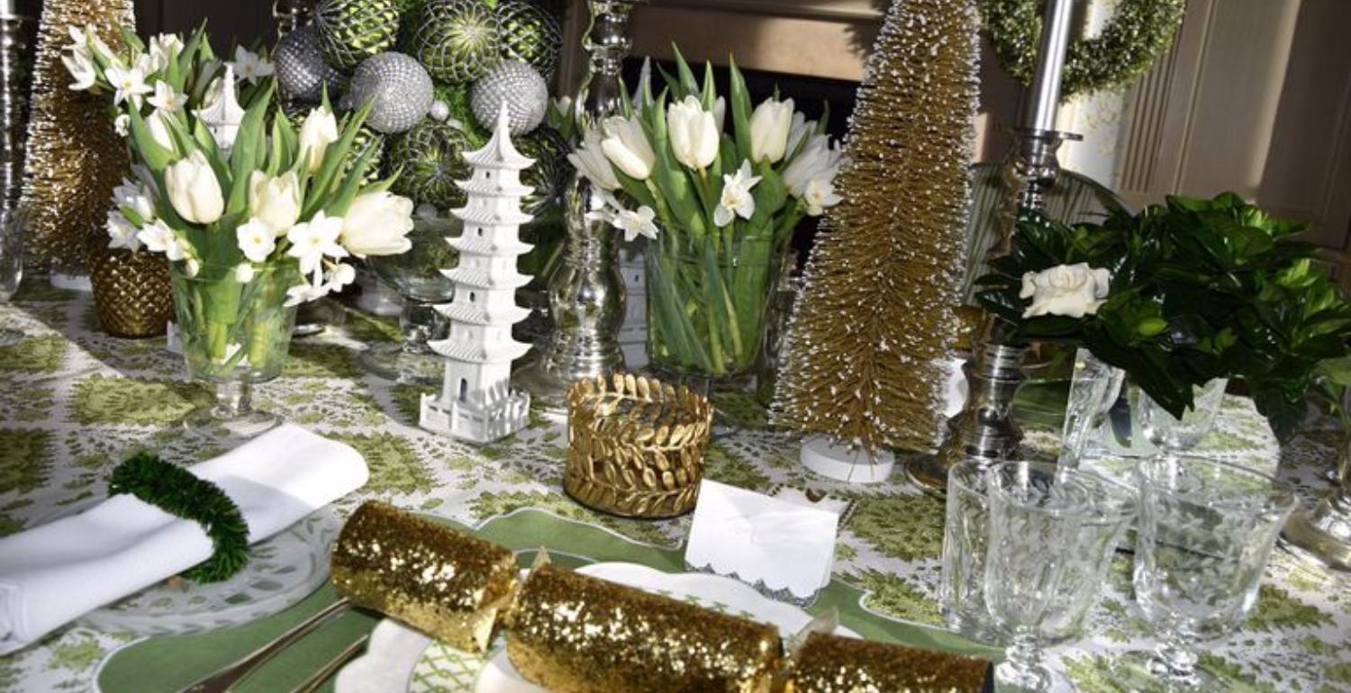 How To Decorate The Perfect Christmas Dinner Table - Harper&#039;s Bazaar Malaysia