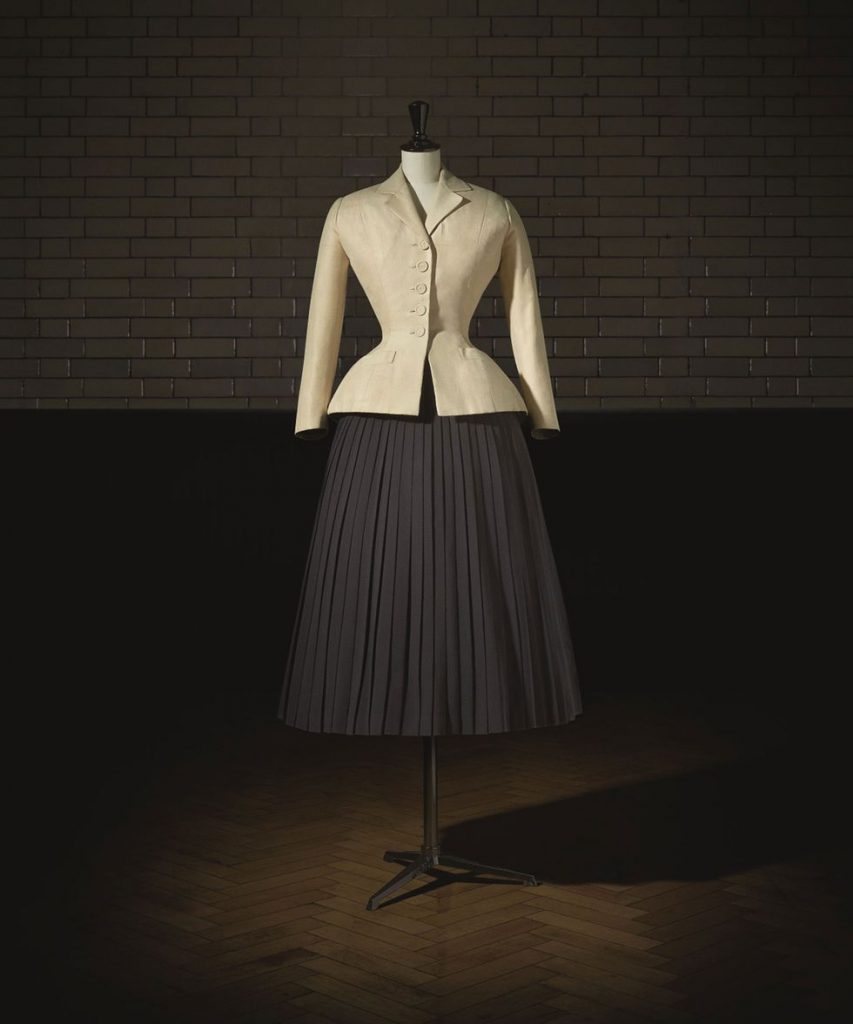 christian dior atelier suit