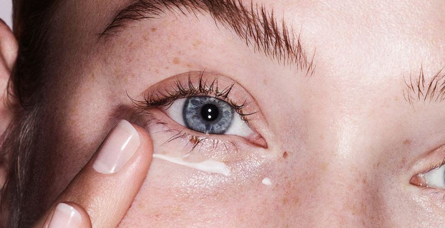 Glossier Bubblewrap Is Inspired By A Make-Up Artist Hack