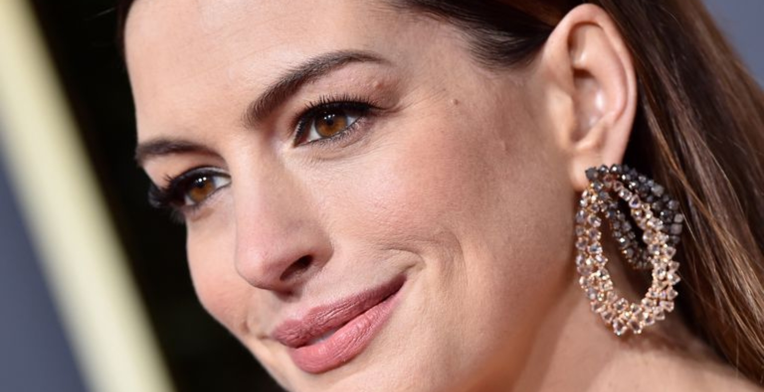 Anne Hathaway’s Film The Witches Unaffected After On-Set Stabbing