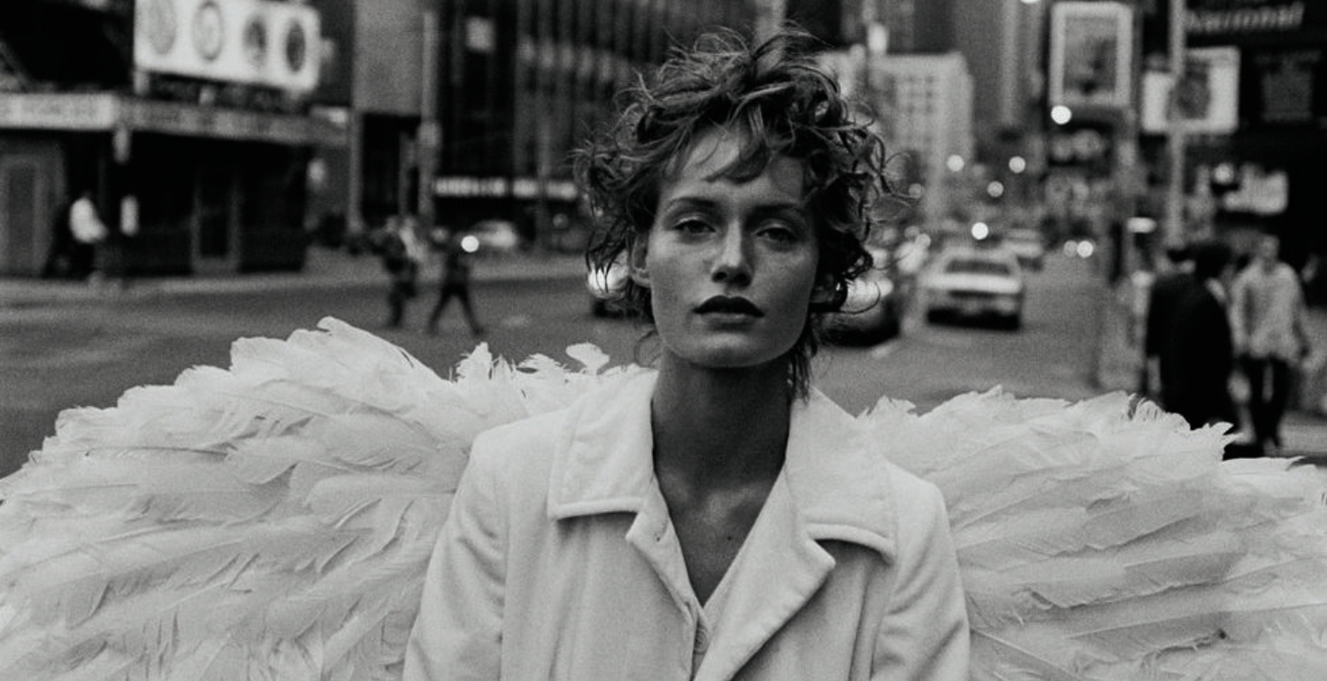 Glenda Bailey On Peter Lindbergh’s “Gently Seductive” Photography