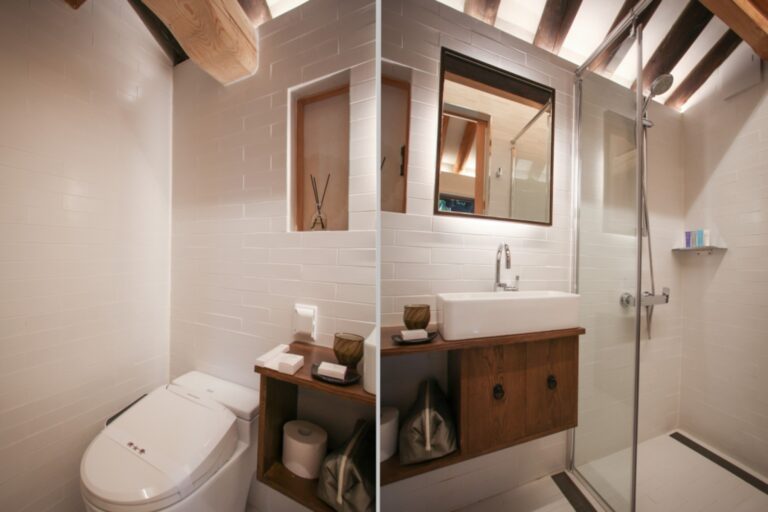 The Traditional Korean Hanok Experience, Luxurystyle Harper's BAZAAR