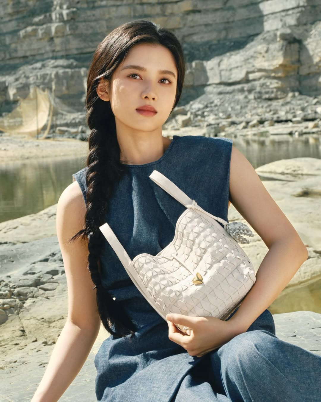 songmont lattice bucket bag